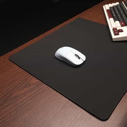blaak v2 mouse pad with mouse and keyboard