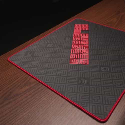 mozaic matrix v2 red stitch on the table