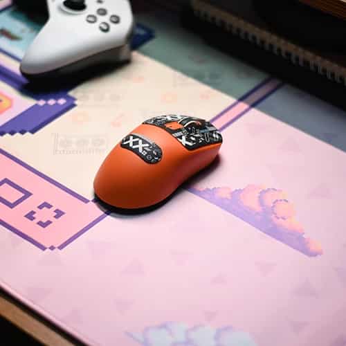 pcb retro pink mouse pad with gaming mouse