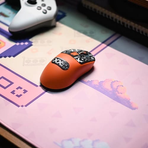 pcb retro pink mouse pad with gaming mouse
