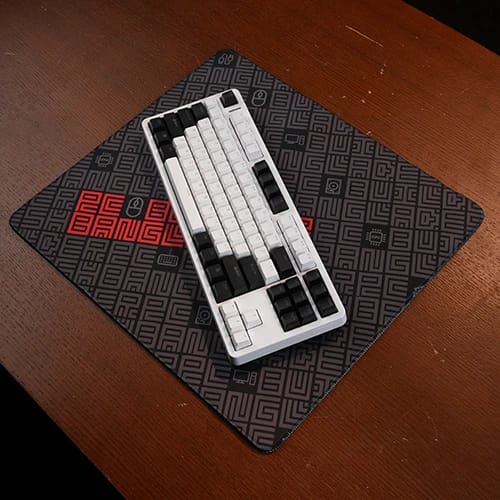 pcb mozaic matrix mouse pad 450 x 400 with keyboard