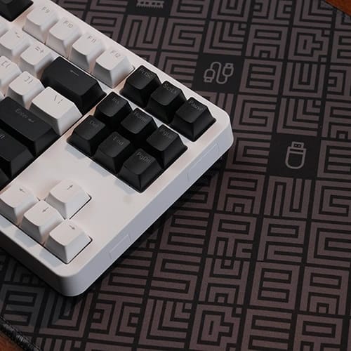 pcb mozaic matrix mouse pad black view